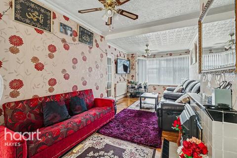 Whittington Avenue, Hayes