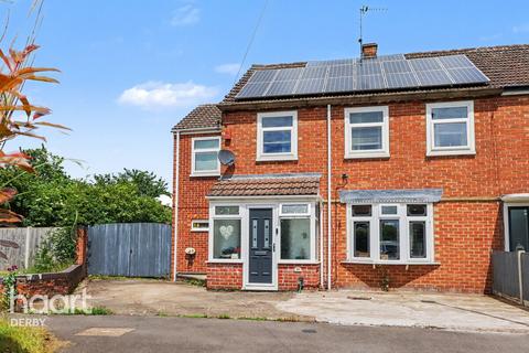 End of terrace house - Sinfin Fields Crescent, Derby