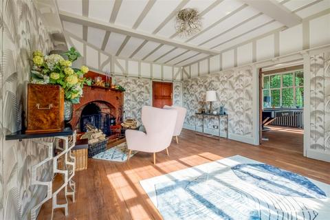 7 bedroom detached house for sale, Kingswood