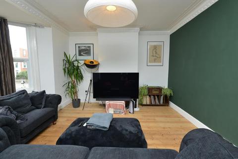 3 bedroom terraced house for sale, Fishponds Road, Bristol BS5 6SF