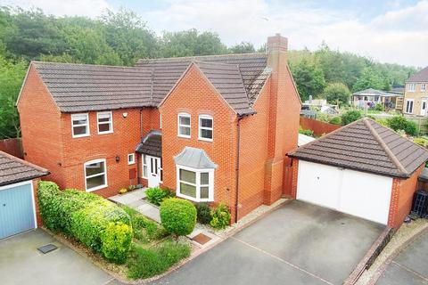 4 bedroom detached house for sale, Fernfield Close, Market Harborough