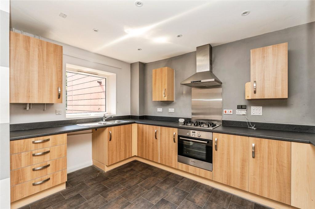Apartment in Southampton, Harefield - More