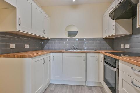 1 bedroom retirement property for sale, Sawyers Hall Lane, Brentwood