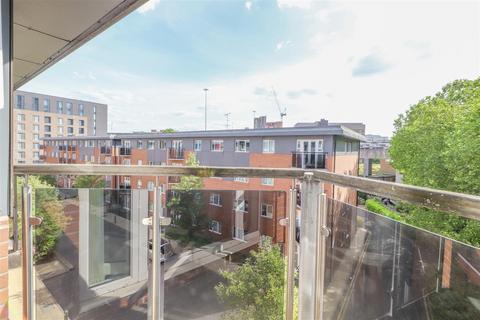 2 bedroom apartment to rent, Hever Hall, Coventry CV1