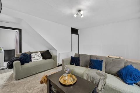 2 bedroom terraced house for sale, Freeholdland Road, Pontypool NP4
