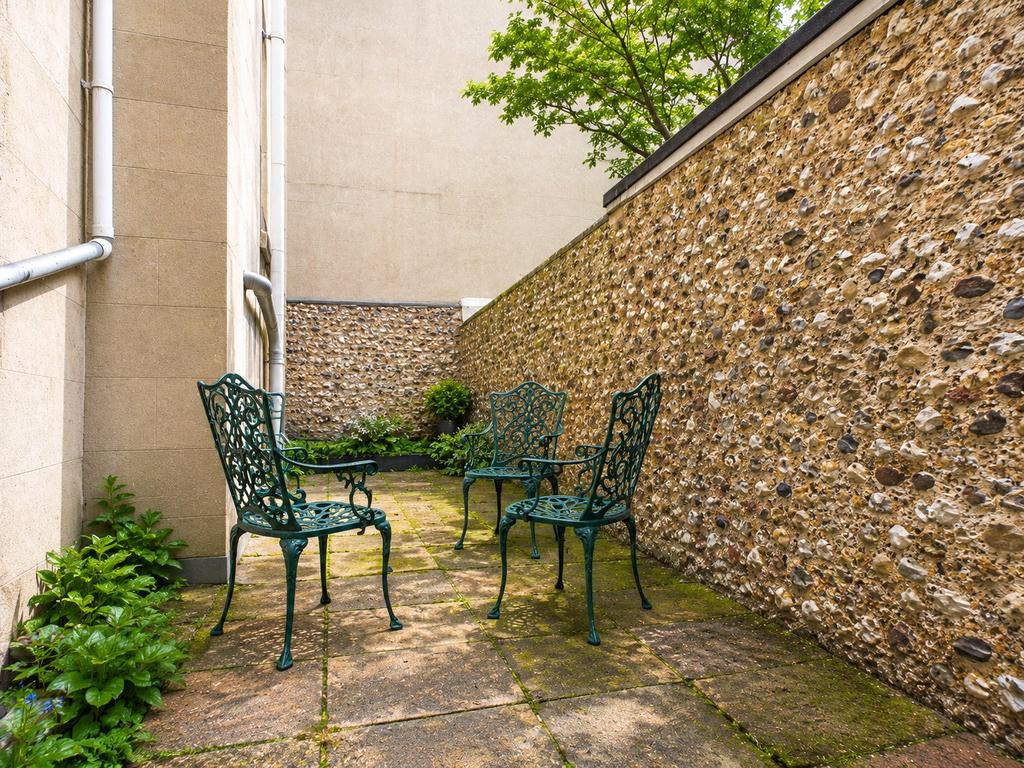 Powis Road, Brighton, BN1 - View 6