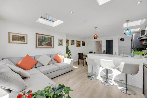 4 bedroom house for sale, Capworth Street, Leyton, E10