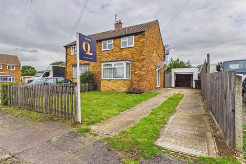 2 bedroom house for sale, Lyall Close, Bedford MK45