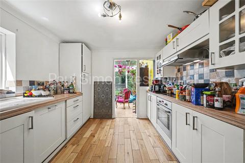 2 bedroom apartment for sale, Warham Road, London, N4