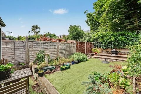 2 bedroom apartment for sale, Warham Road, London, N4