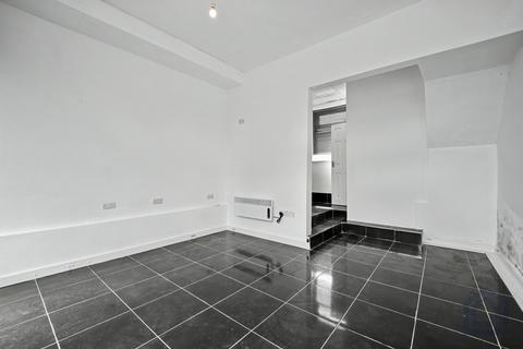 3 bedroom end of terrace house for sale, Leek ST13