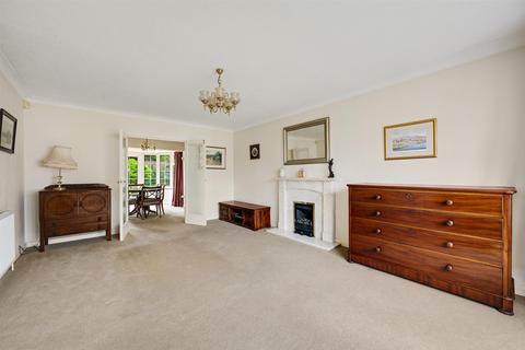 4 bedroom detached house for sale, Cairndale Close, Sundride Park, Bromley, BR1