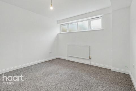 undefined, The Broadway, Sutton