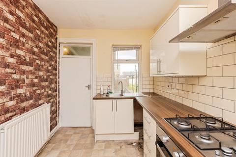 3 bedroom end of terrace house for sale, Town Gate, Wyke, Bradford