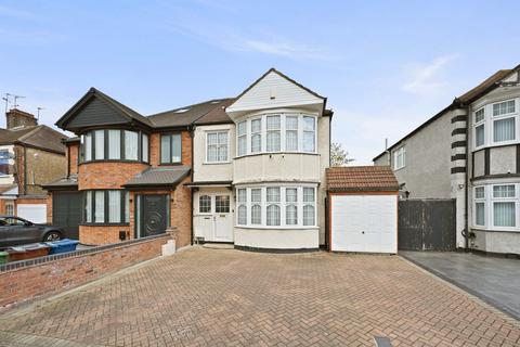 5 bedroom semi-detached house for sale, Willowcourt Avenue, Harrow, HA3