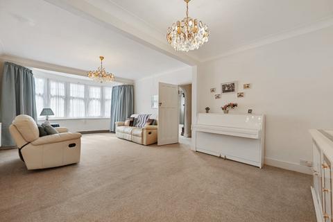 5 bedroom semi-detached house for sale, Willowcourt Avenue, Harrow, HA3