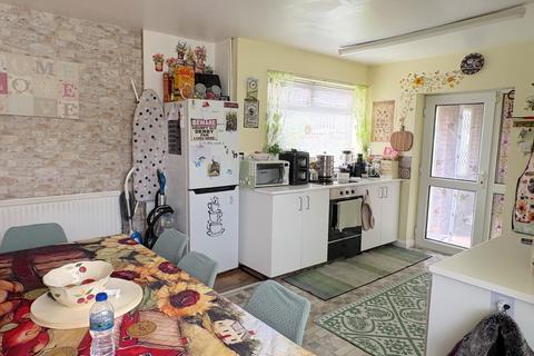 2 bedroom detached bungalow for sale, Regent Street, Kimberley NG16