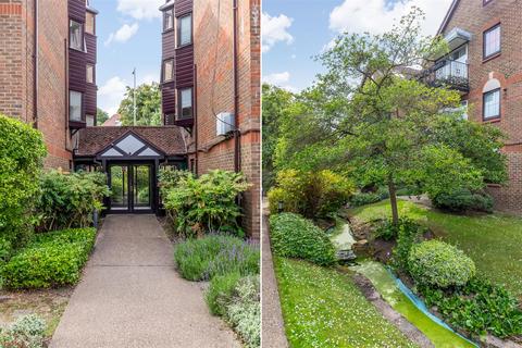 Lansdowne Road, Purley CR8