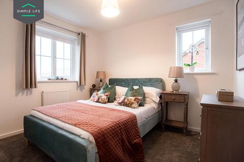 3 bedroom semi-detached house to rent, Baytree Lane, Middleton, Manchester, M24