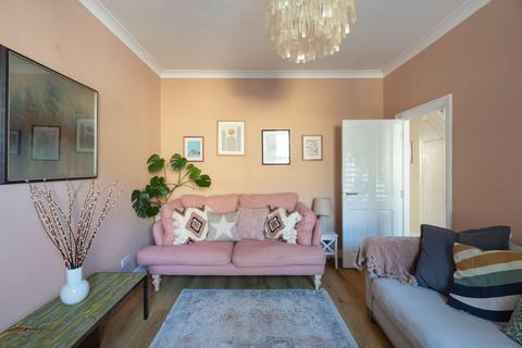 4 bedroom terraced house for sale, Rhodesia Road, London E11