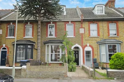 3 bedroom terraced house for sale, Herne Bay