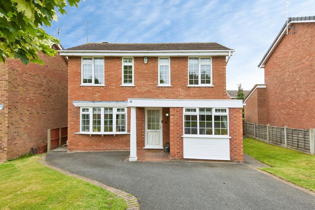4 bedroom detached house for sale