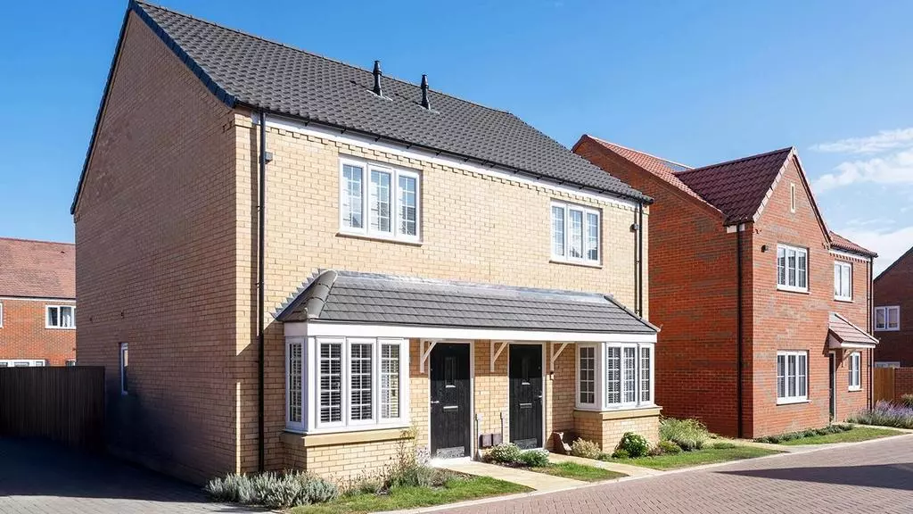 2 bedroom detached house for sale