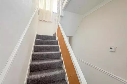 1 bedroom in a house share to rent – pohled 4