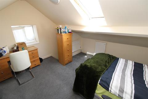 undefined, Wood Road, Pontypridd CF37