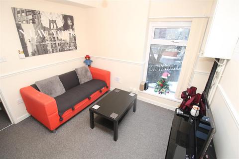 undefined, Stow Hill, Pontypridd CF37