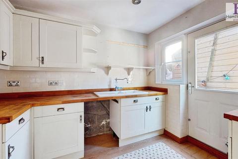 3 bedroom semi-detached house for sale, Petrel Close, Westwood Park, Bradford
