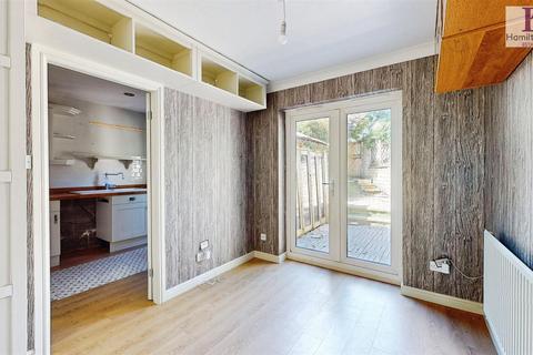 3 bedroom semi-detached house for sale, Petrel Close, Westwood Park, Bradford