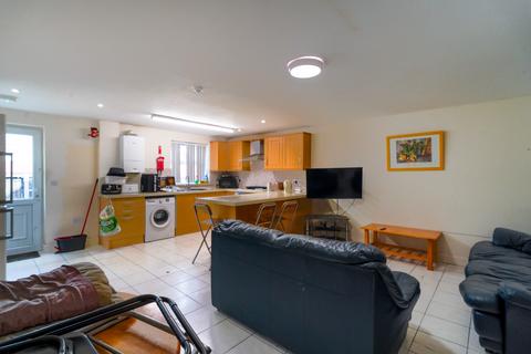 7 bedroom house of multiple occupation for sale, Abbotsford Mews, Ormskirk L39
