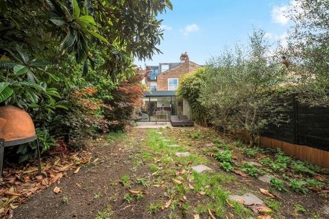 undefined, Aldbourne Road, Shepherd's Bush, London, W12