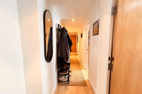 2 bedroom apartment for sale, Sowerby Street, Sowerby Bridge HX6