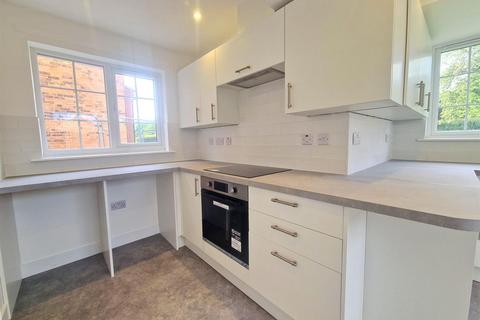 3 bedroom detached house to rent, Main Street, Kirklington, Newark