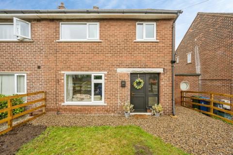 3 bedroom semi-detached house for sale, Everingham Road, Doncaster, South Yorkshire, DN4