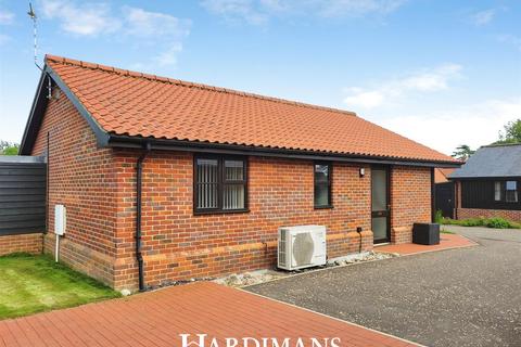 2 bedroom detached bungalow for sale, Chapel Road, Carlton Colville, Lowestoft