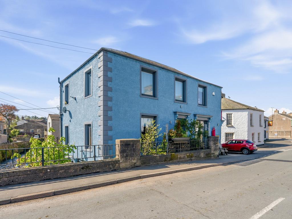 4 bedroom townhouse for sale