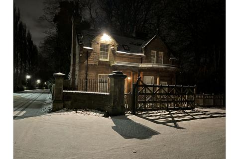 2 bedroom detached house for sale, Mossley Hill Road, Liverpool, L18