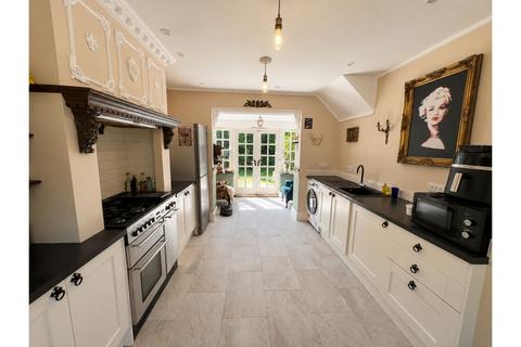 2 bedroom detached house for sale, Mossley Hill Road, Liverpool, L18