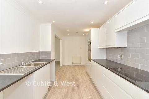 3 bedroom end of terrace house for sale, Military Road, Portsmouth, Hampshire