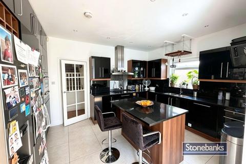 undefined, Corringway, Ealing W5