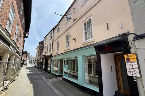 3 bedroom apartment to rent, Shrewsbury