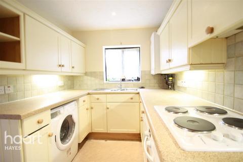 2 bedroom flat to rent, Gledwood Drive, Hayes