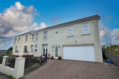 4 bedroom semi-detached house for sale, Ffordd-Y-Gyfraith, Cefn Cribwr, CF32