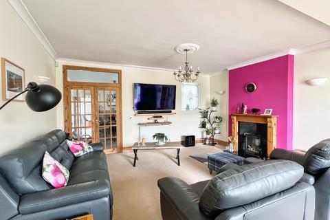 4 bedroom semi-detached house for sale, Ffordd-Y-Gyfraith, Cefn Cribwr, CF32