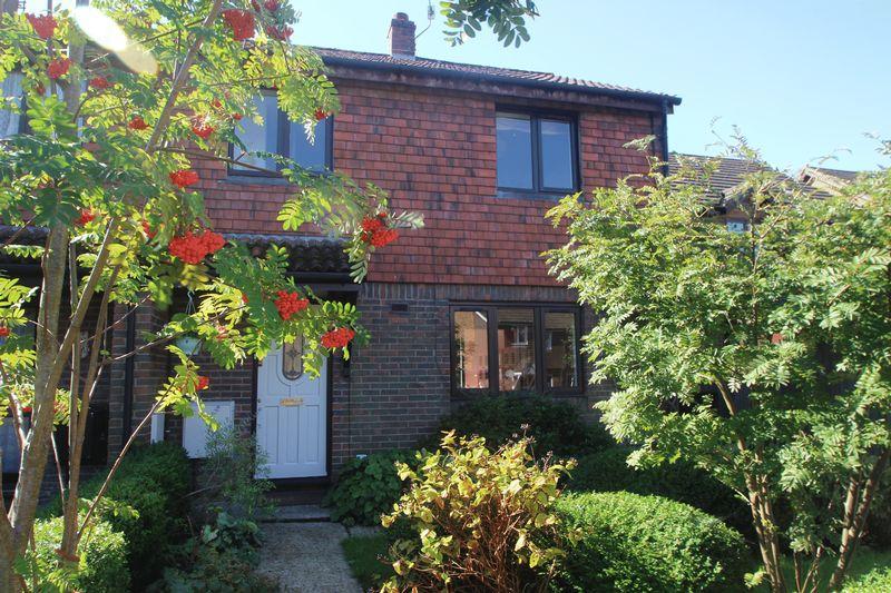 Medway Drive, Forest Row 3 bed end of terrace house £310,000