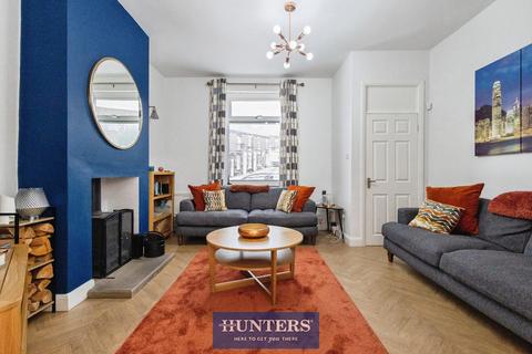 3 bedroom end of terrace house for sale, Cheetham Hill Road, Dukinfield