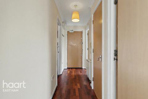 2 bedroom apartment for sale, Queensberry Place, London